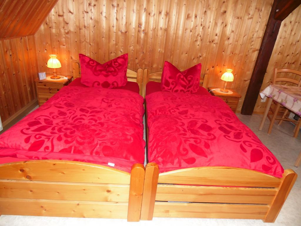 Zum Hecht Hotell Herrnhut Exteriör bild
